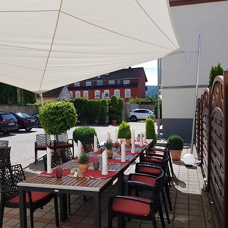 Hotel-Restaurant Pfaelzer Hof Edenkoben Kültér fotó