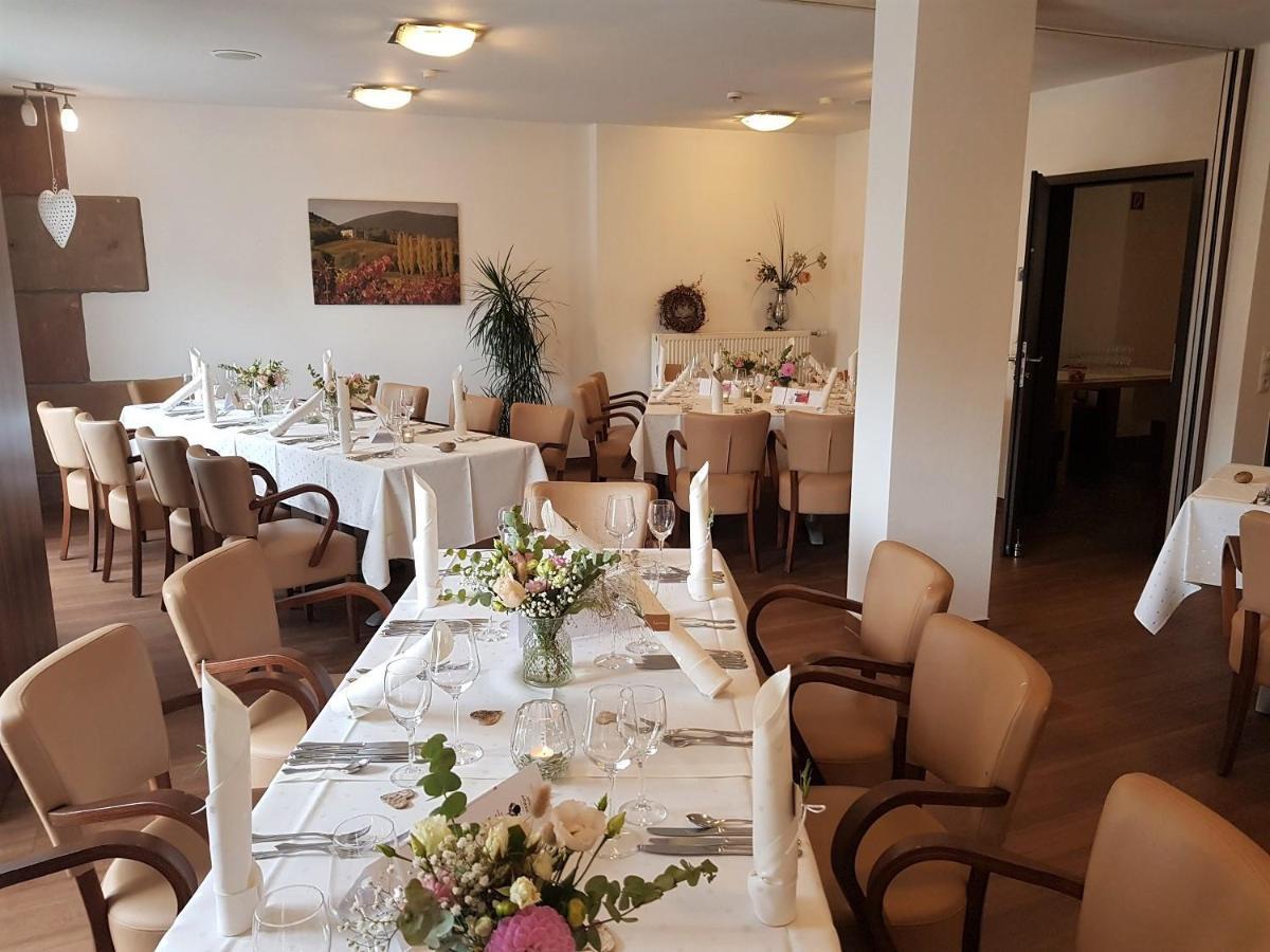 Hotel-Restaurant Pfaelzer Hof Edenkoben Kültér fotó