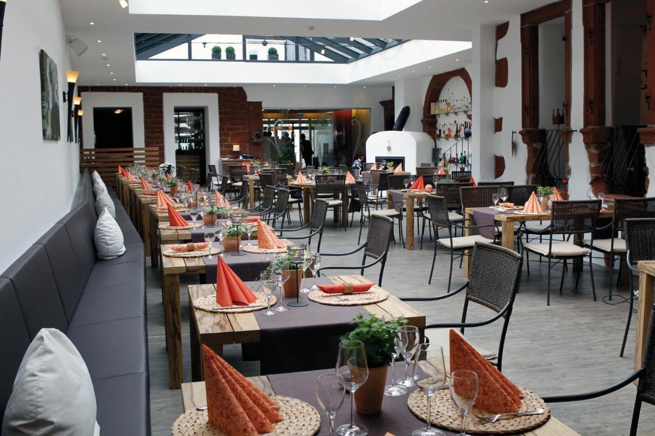 Hotel-Restaurant Pfaelzer Hof Edenkoben Kültér fotó