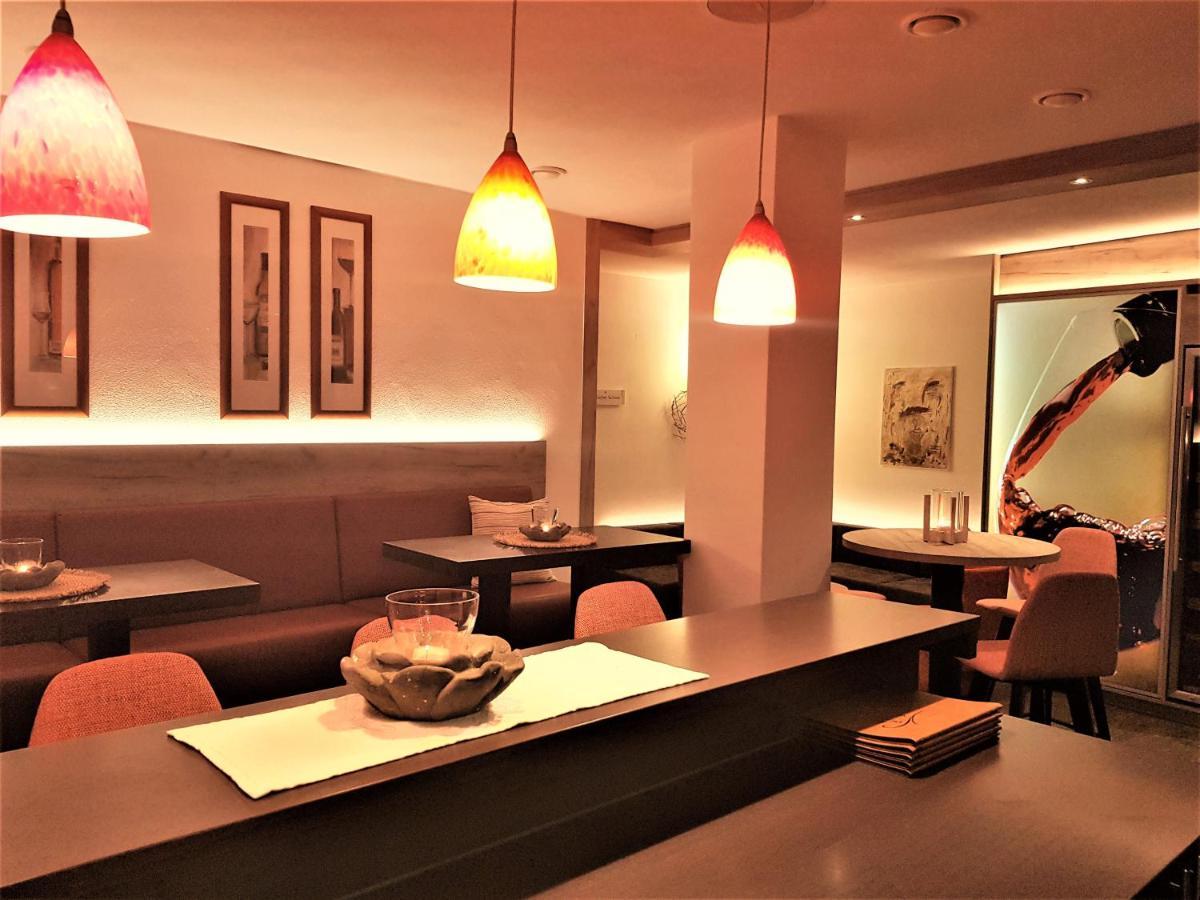 Hotel-Restaurant Pfaelzer Hof Edenkoben Kültér fotó