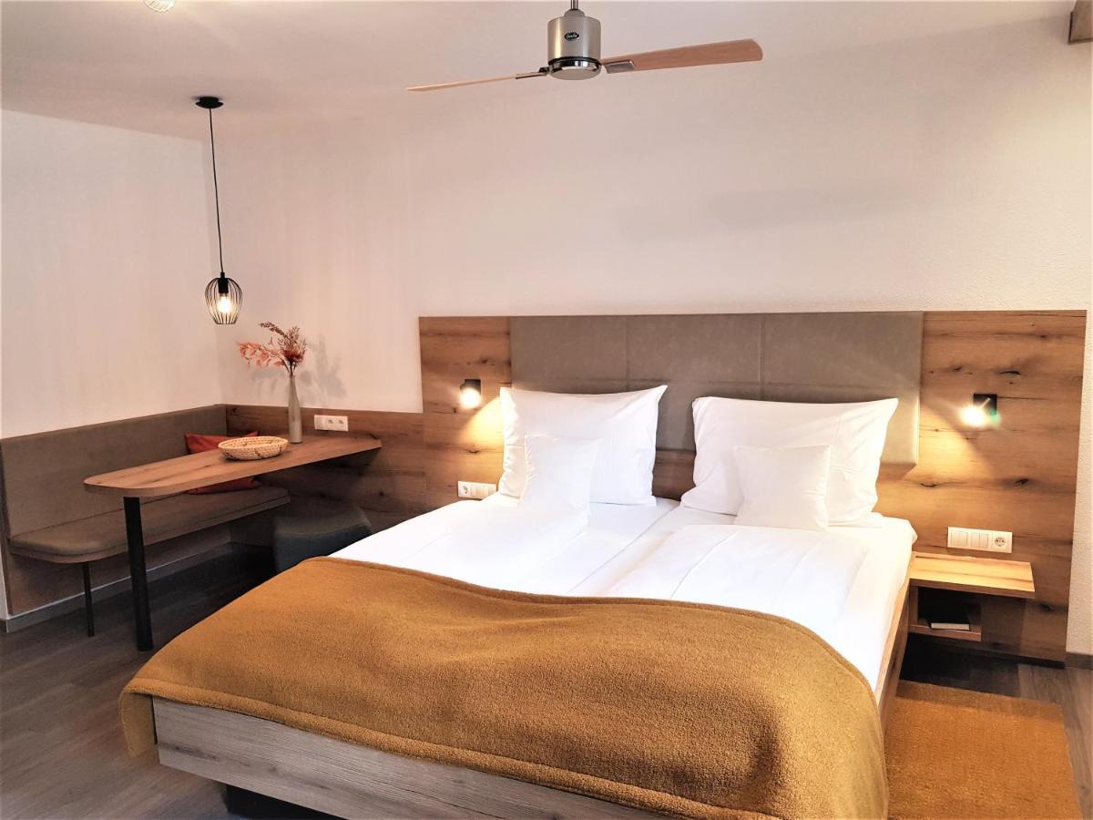 Hotel-Restaurant Pfaelzer Hof Edenkoben Kültér fotó