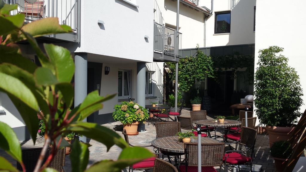 Hotel-Restaurant Pfaelzer Hof Edenkoben Kültér fotó