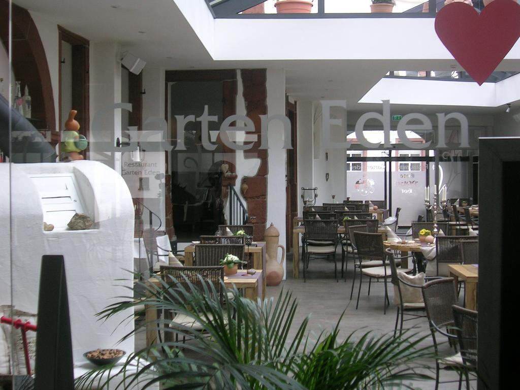 Hotel-Restaurant Pfaelzer Hof Edenkoben Kültér fotó