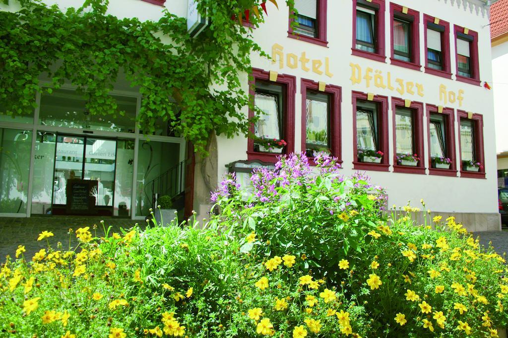 Hotel-Restaurant Pfaelzer Hof Edenkoben Kültér fotó